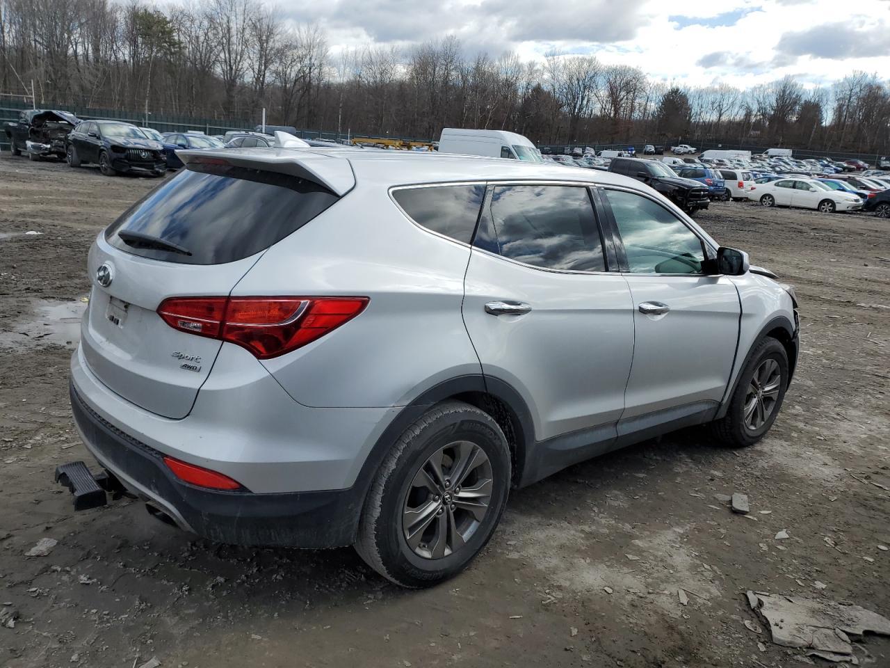 2013 HYUNDAI SANTA FE S - Image 3