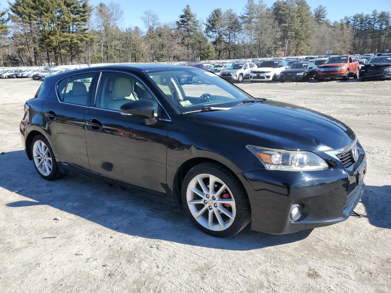 2011 LEXUS CT 200 - Image 4