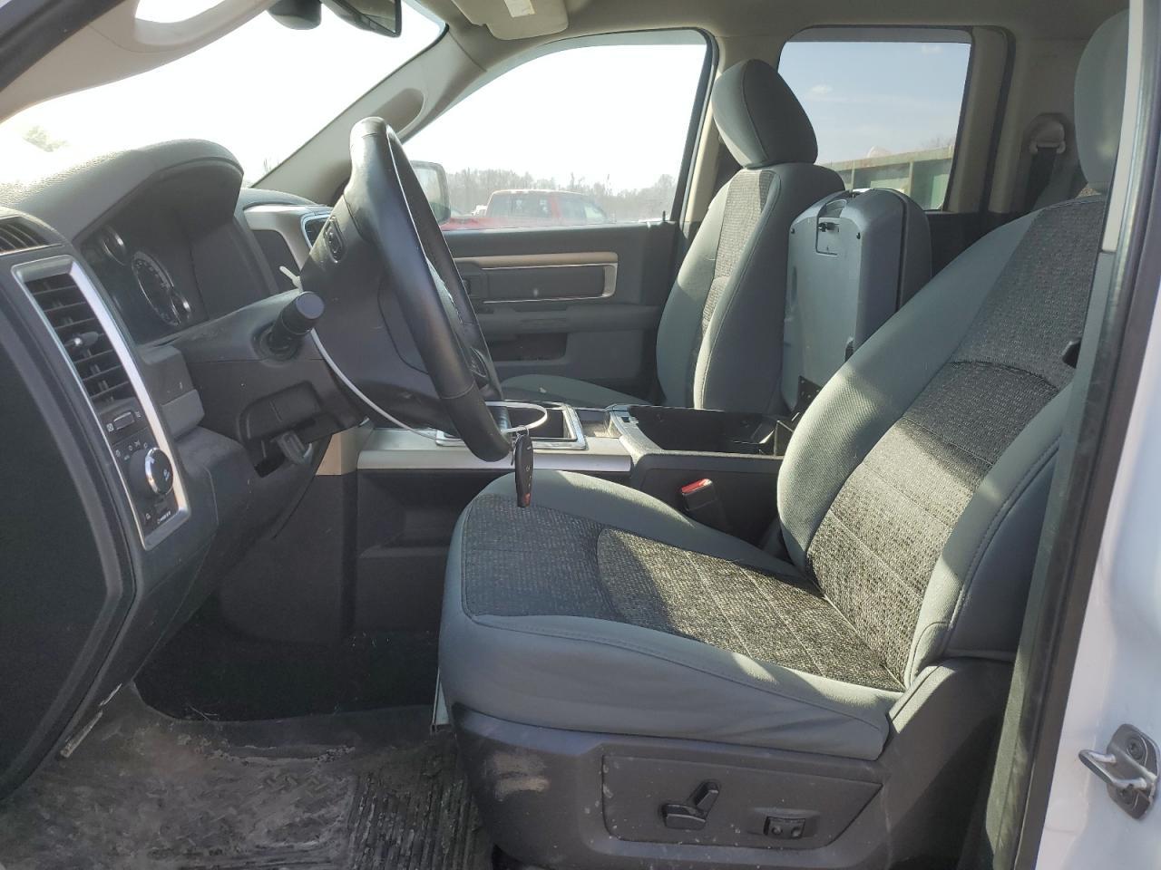 2014 RAM 1500 SLT - Image 7