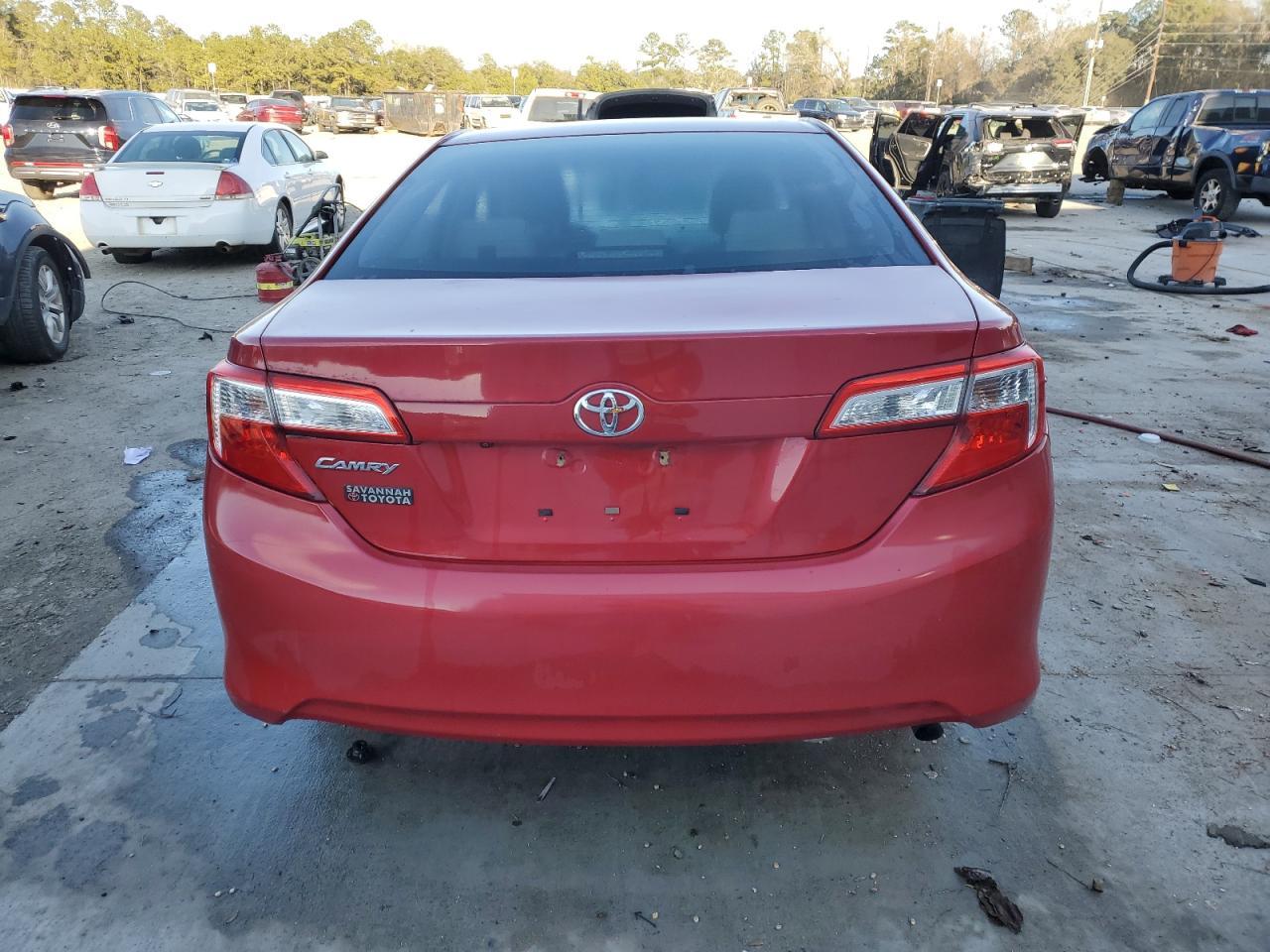 2014 TOYOTA CAMRY L - Фото 6