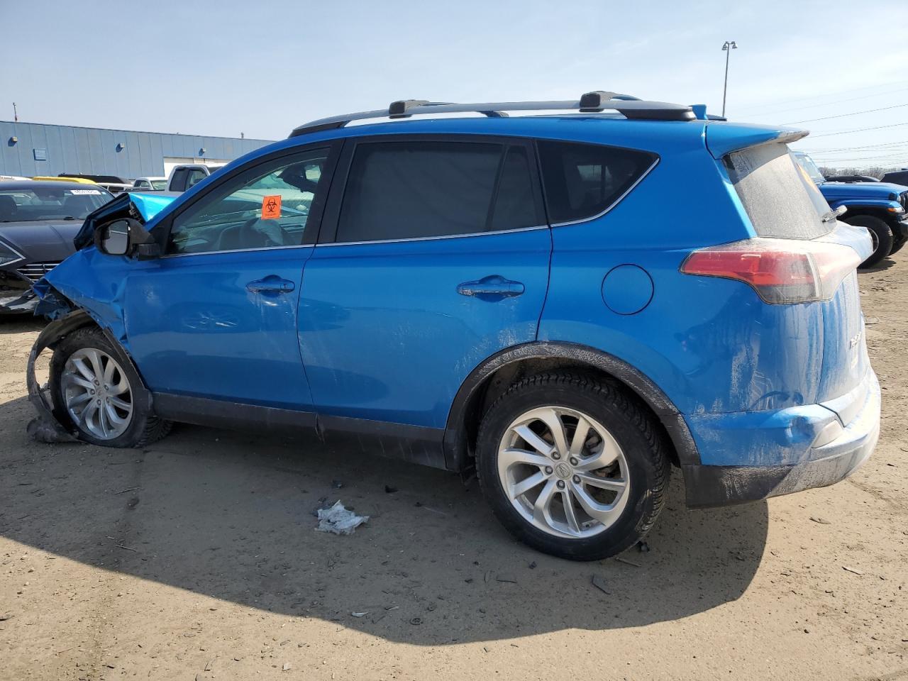 2017 TOYOTA RAV4 LE - Image 2