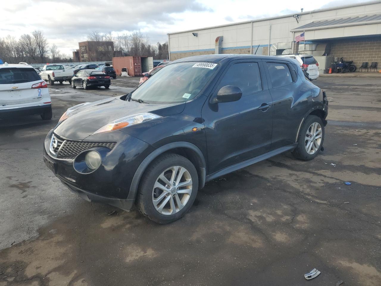 2011 NISSAN JUKE S