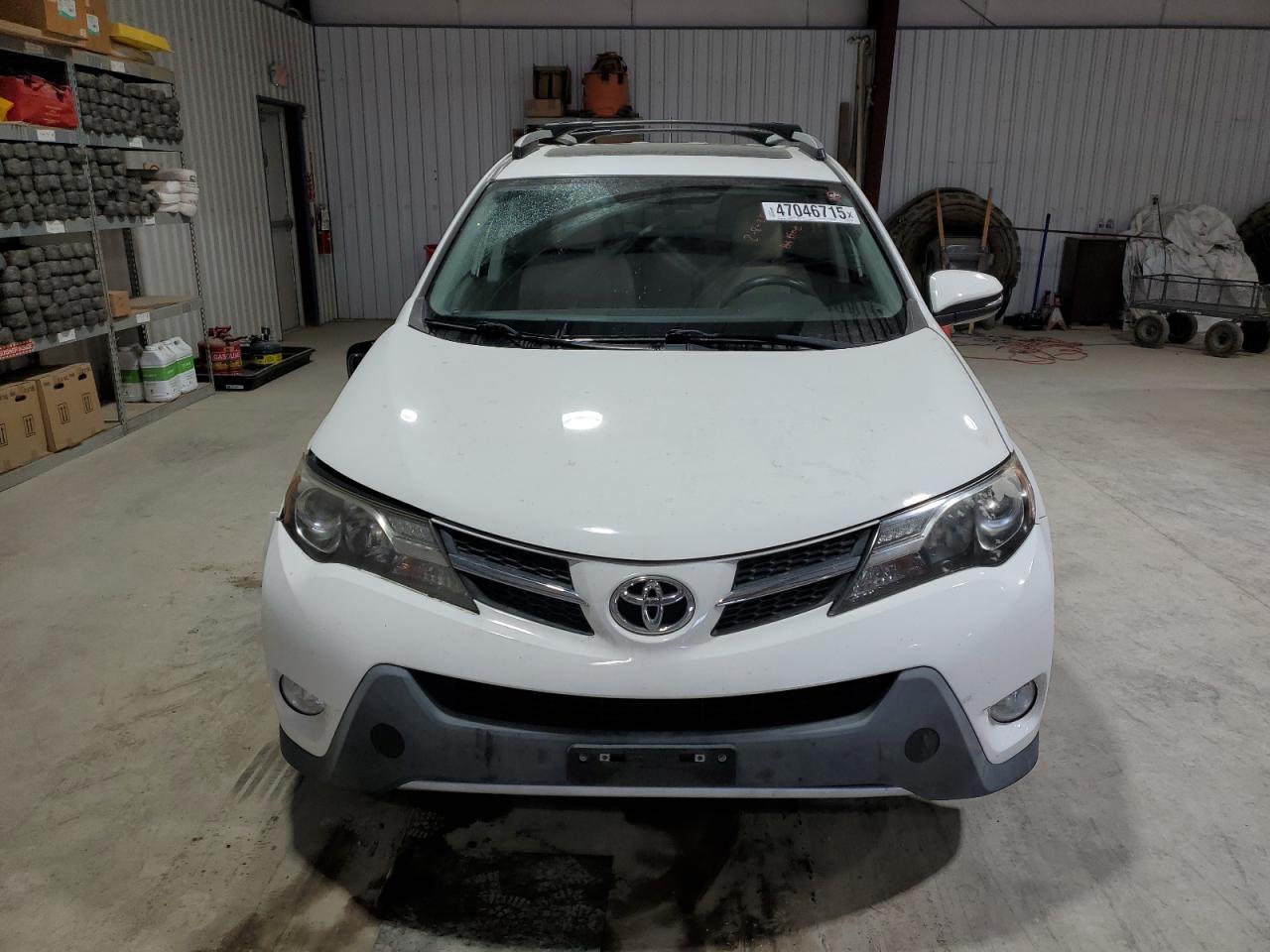 2015 TOYOTA RAV4 XLE - Фото 5