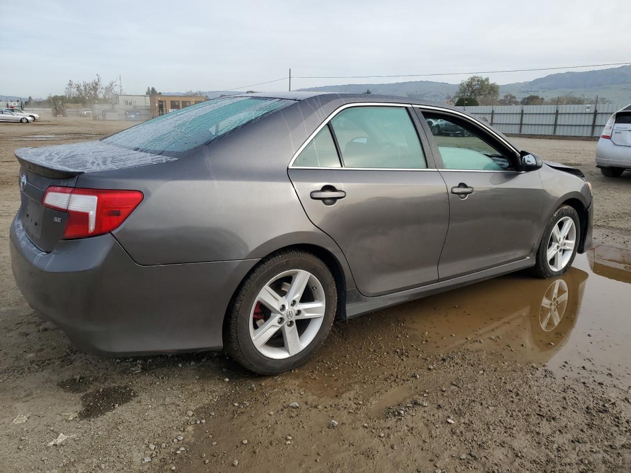 2014 TOYOTA CAMRY L - Image 3
