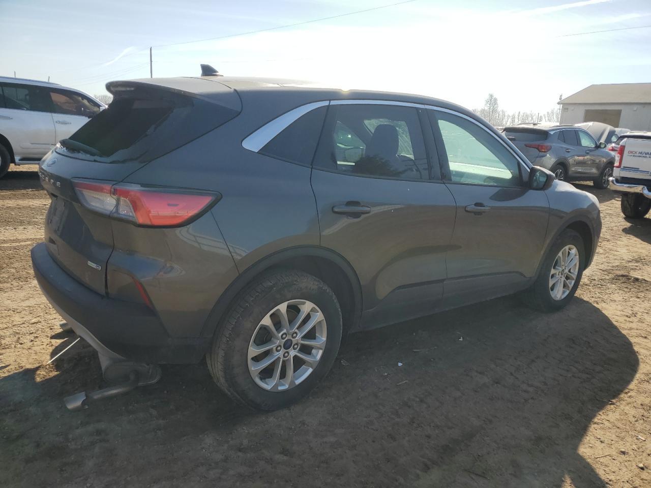 2020 FORD ESCAPE SE - Фото 3
