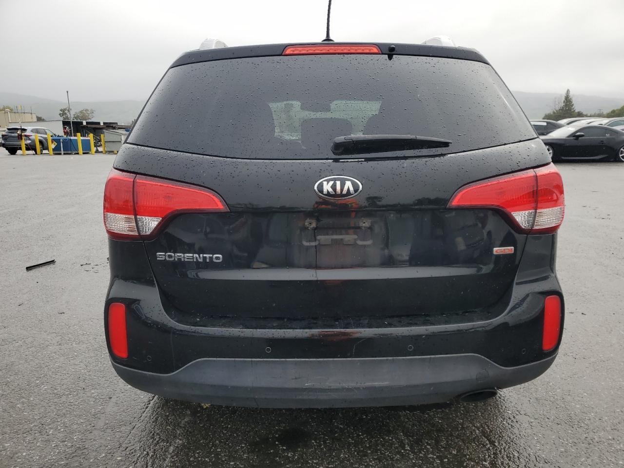 2014 KIA SORENTO LX - Image 6