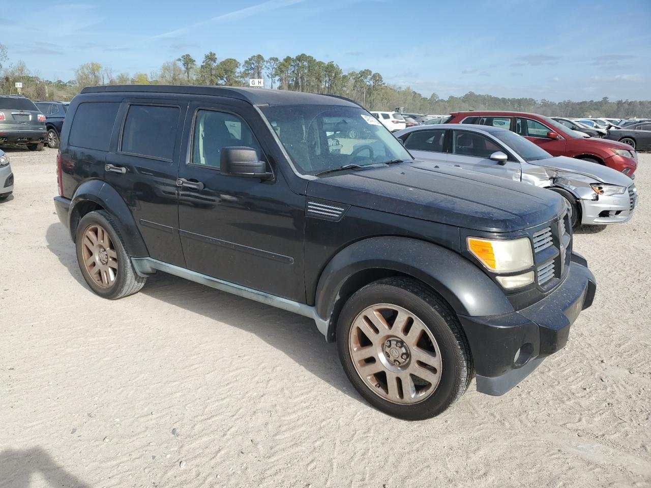 2011 DODGE NITRO HEAT - Image 4