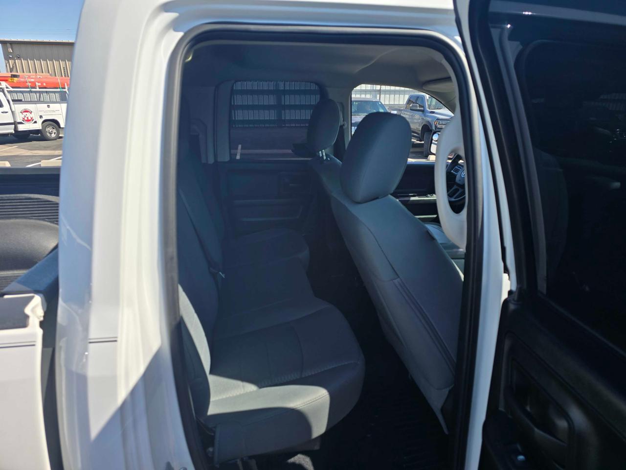 2014 RAM 1500 ST - Фото 6