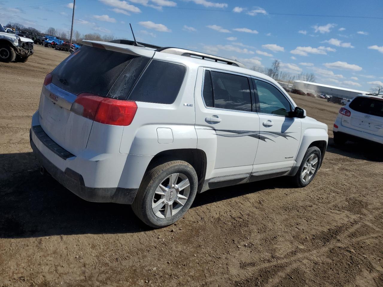 2013 GMC TERRAIN SL - Фото 3