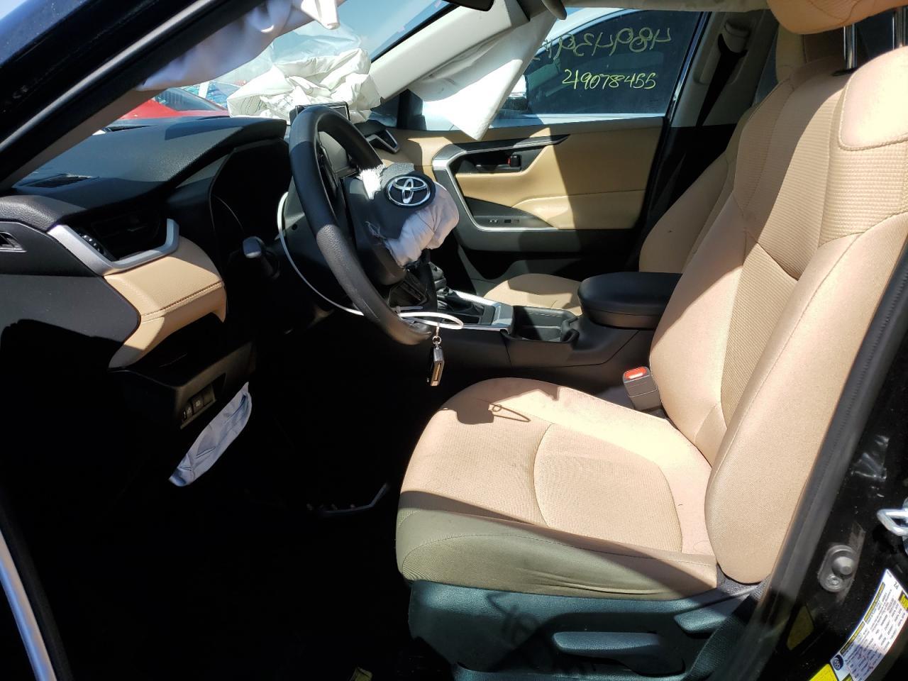 2021 TOYOTA RAV4 LE - Image 7