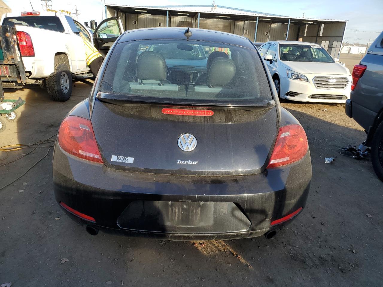 2012 VOLKSWAGEN BEETLE TUR - Image 6