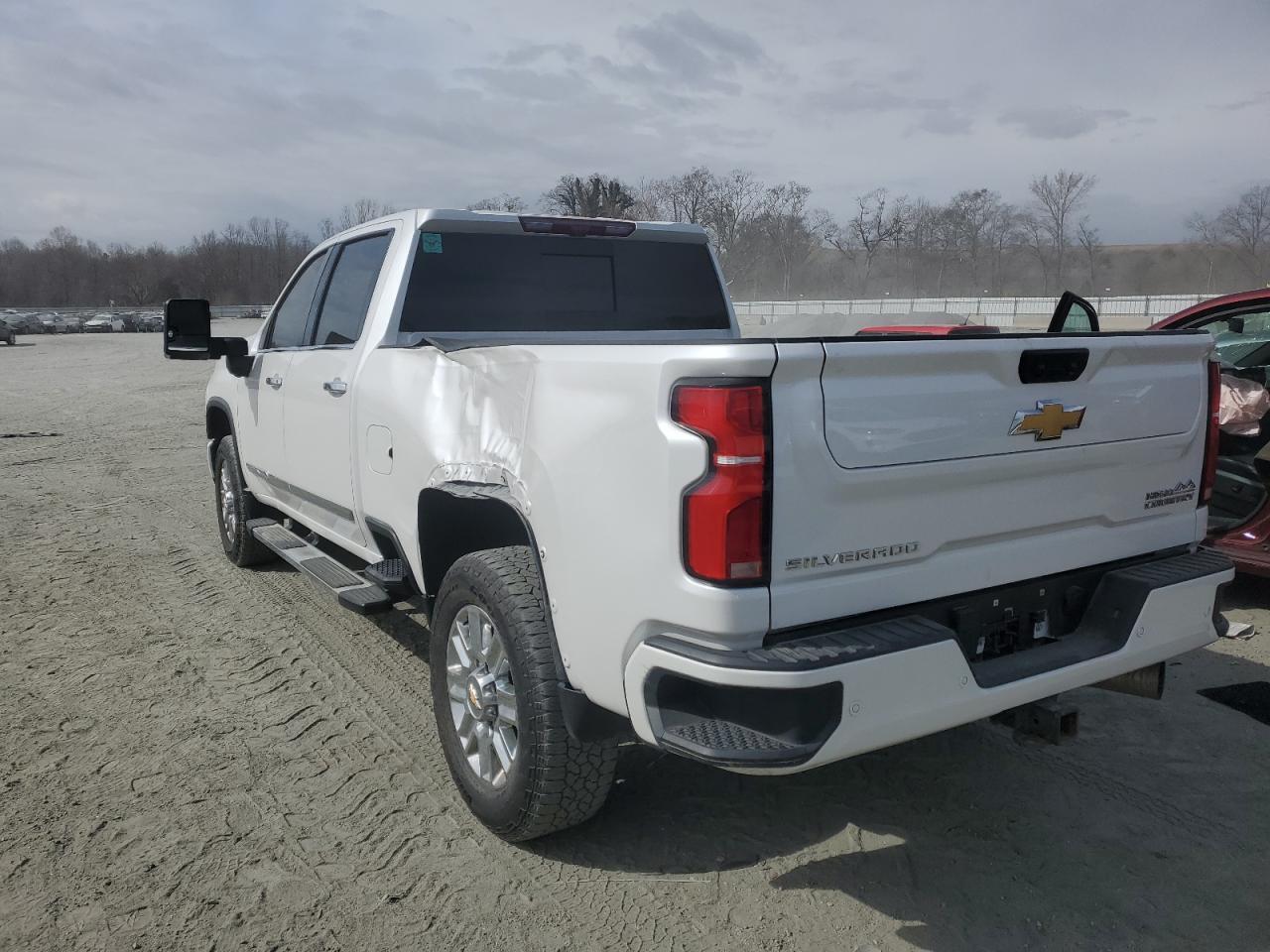 2024 CHEVROLET SILVERADO - Фото 2