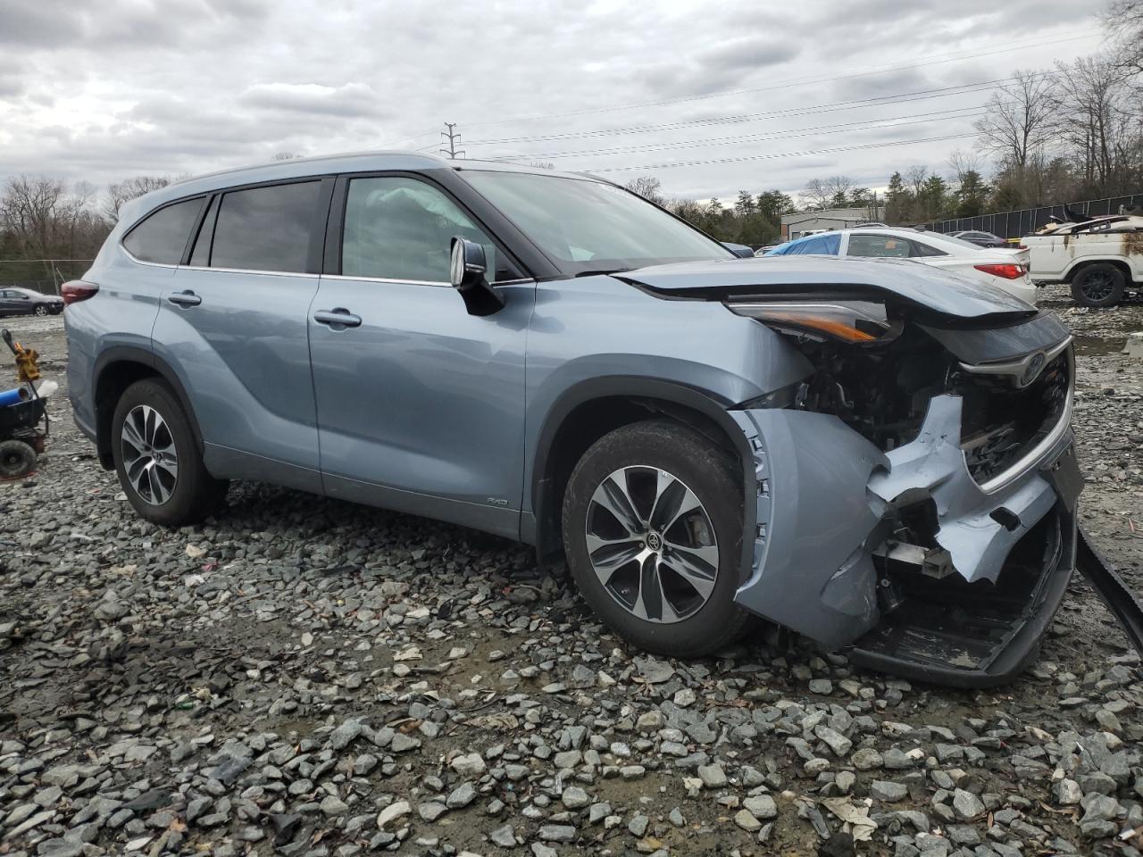 2024 TOYOTA HIGHLANDER - Image 4