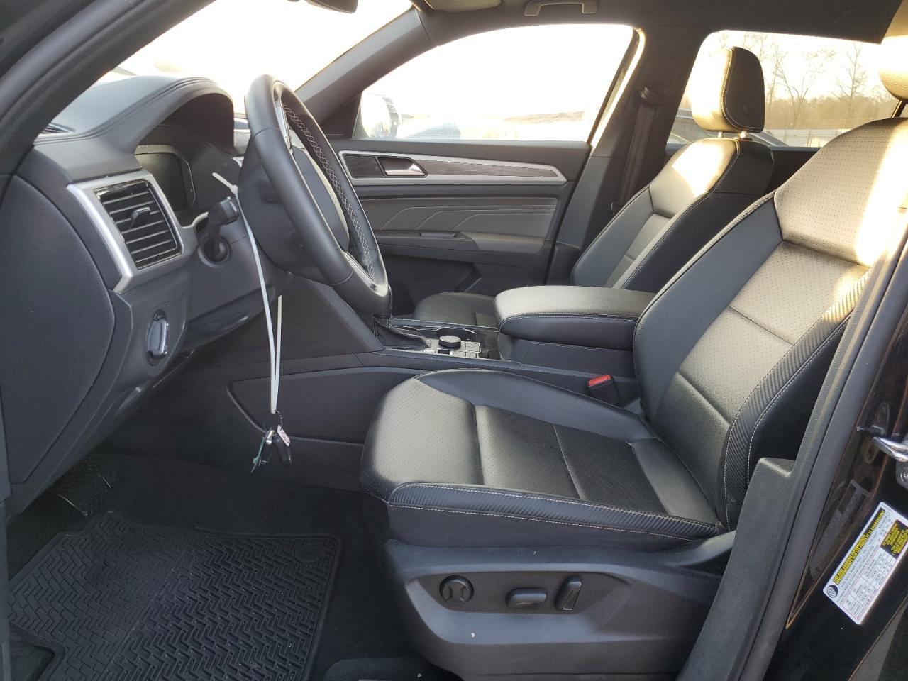 2022 VOLKSWAGEN ATLAS CROS - Фото 7