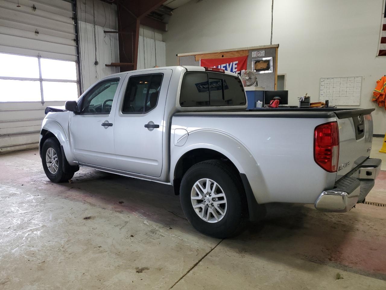 2019 NISSAN FRONTIER S - Фото 2