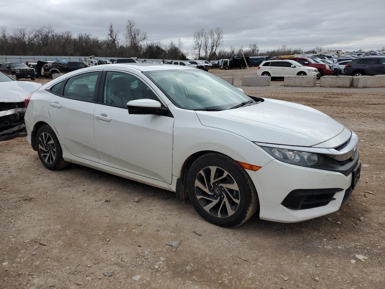 2018 HONDA CIVIC EX - Image 4