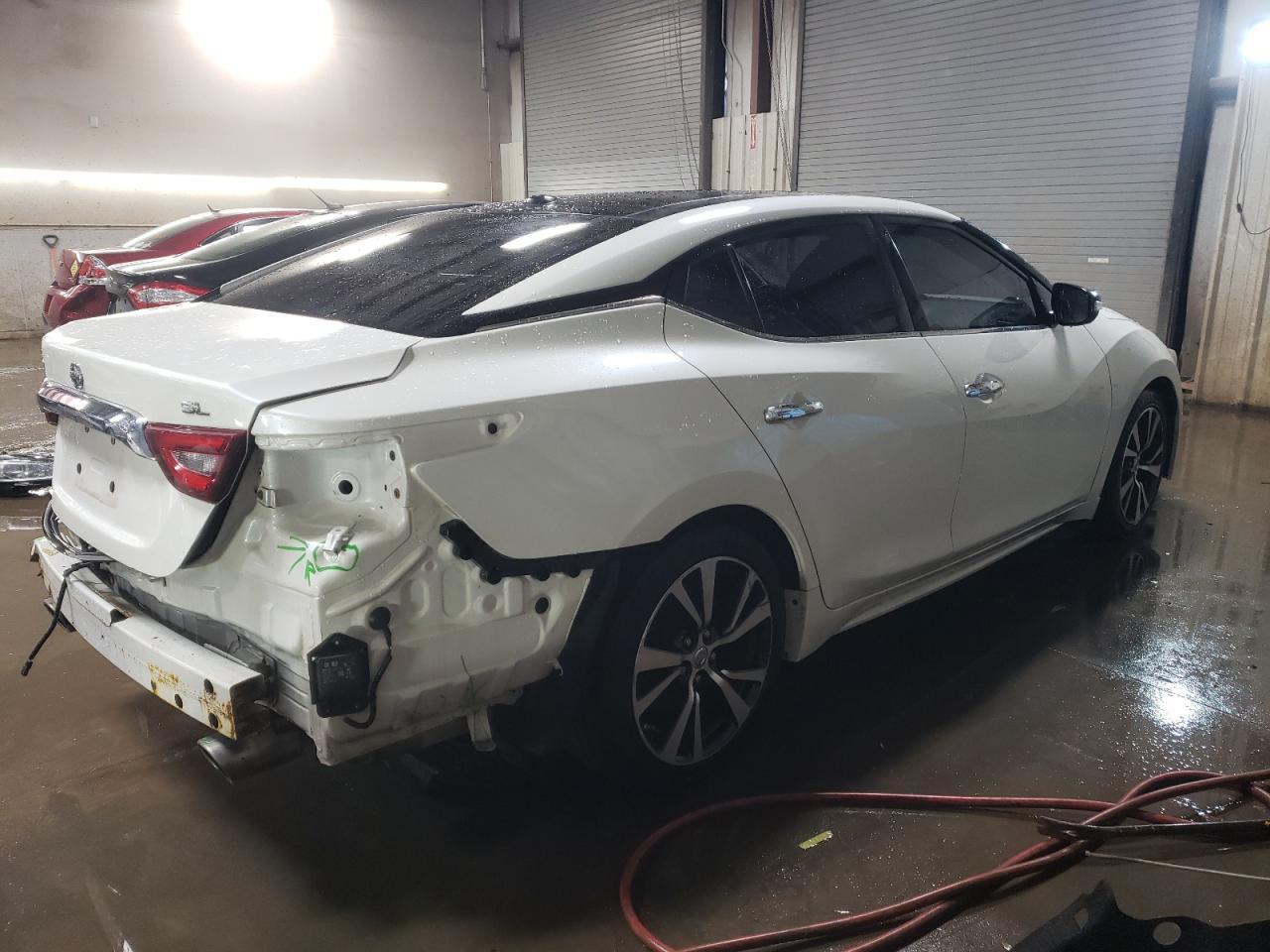2017 NISSAN MAXIMA 3.5 - Фото 3