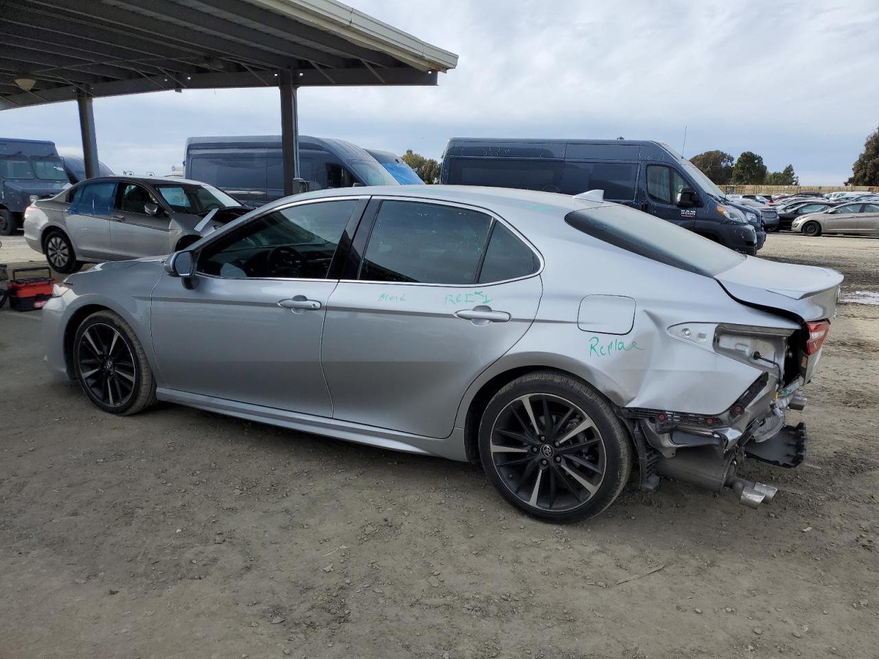2019 TOYOTA CAMRY XSE - Фото 2