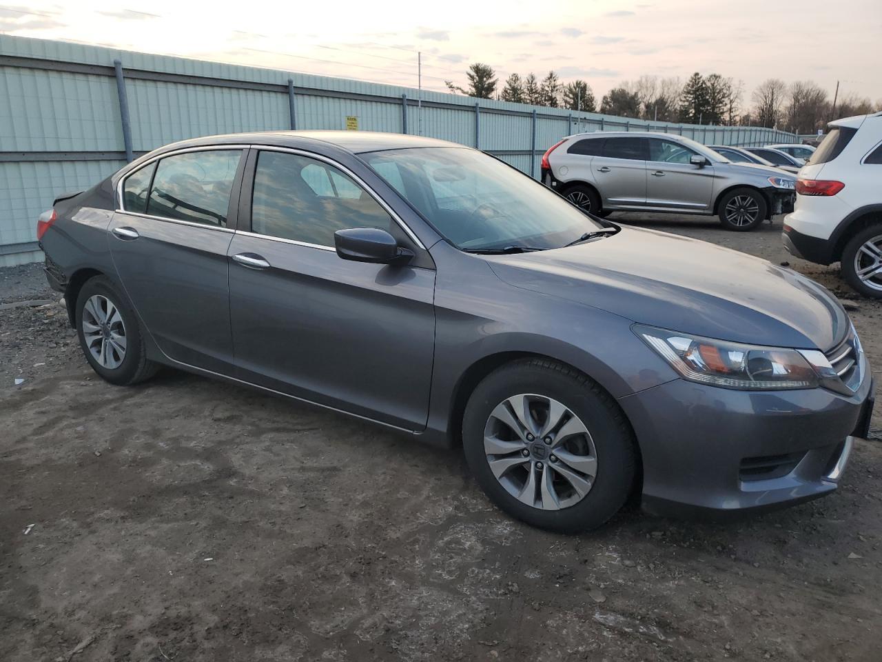 2014 HONDA ACCORD LX - Image 4