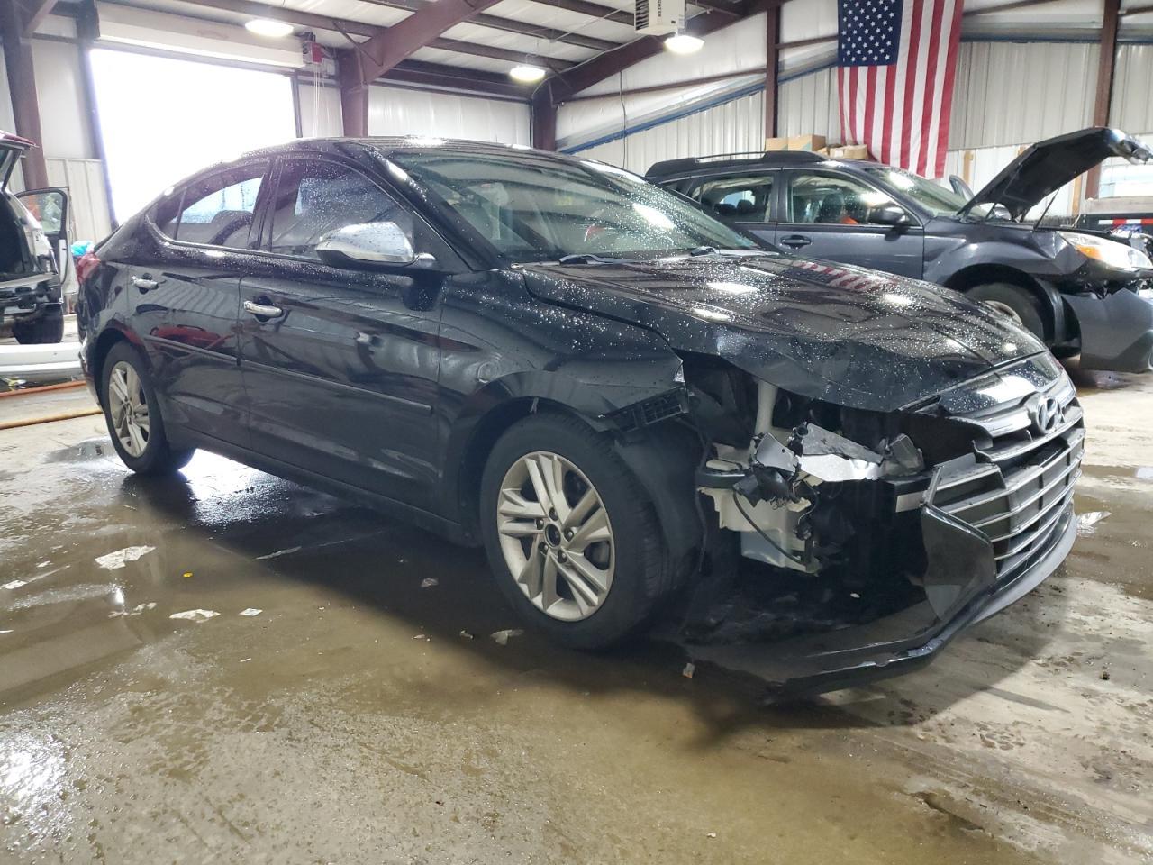 2019 HYUNDAI ELANTRA SE - Фото 4