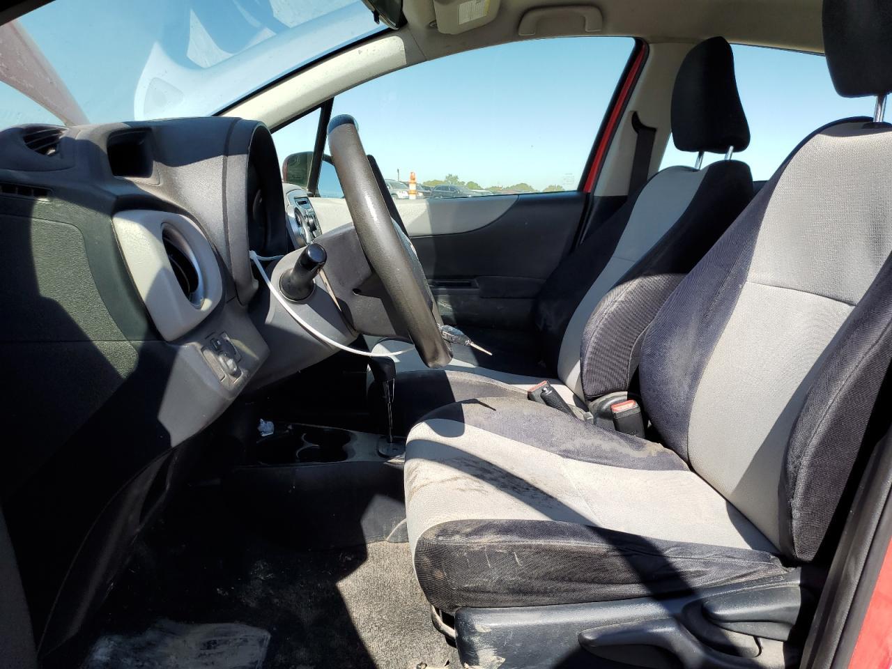 2013 TOYOTA YARIS - Фото 7