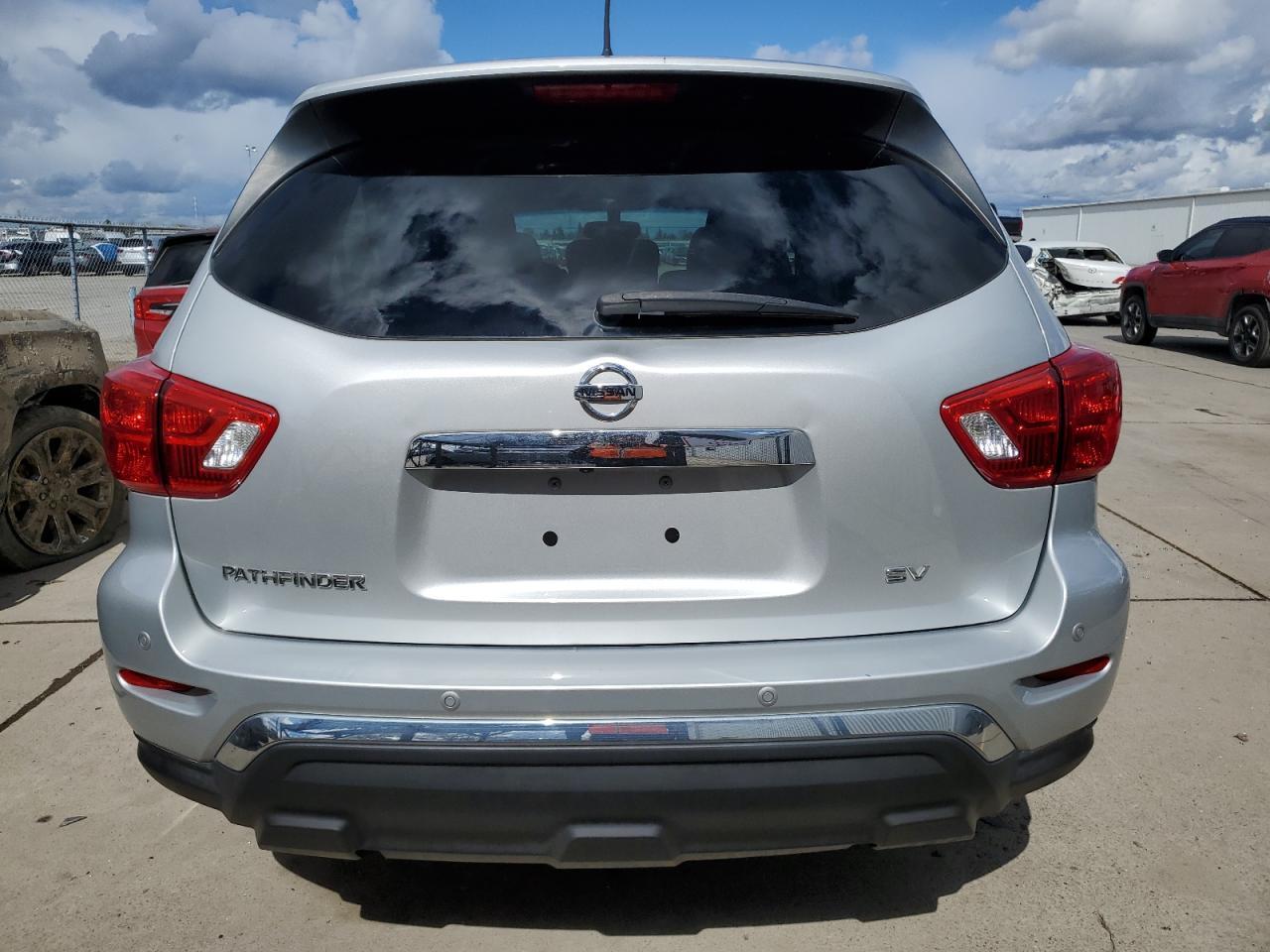 2017 NISSAN PATHFINDER - Image 6