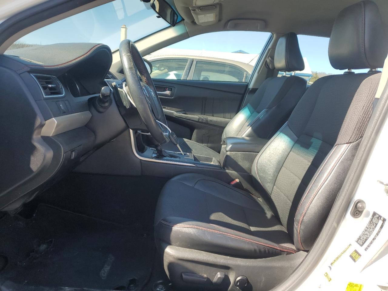 2017 TOYOTA CAMRY LE - Image 7