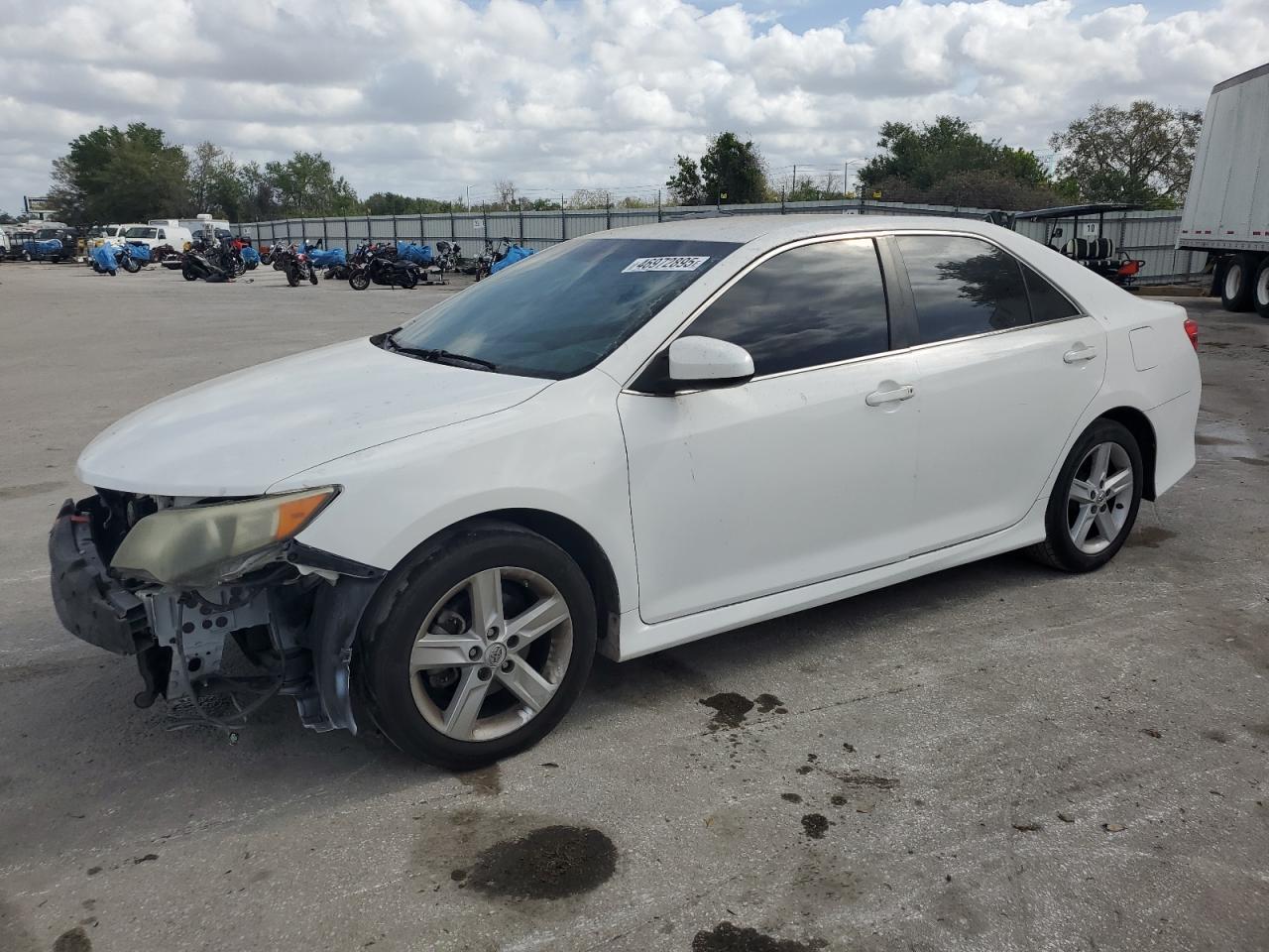 2013 TOYOTA CAMRY L