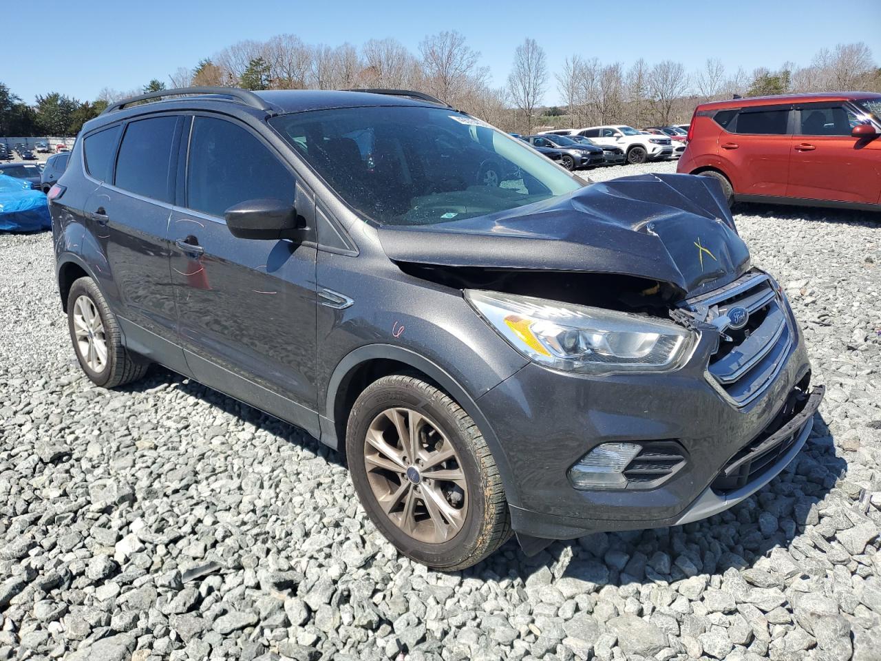 2017 FORD ESCAPE SE - Фото 4