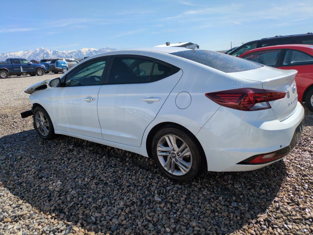 2019 HYUNDAI ELANTRA SE - Фото 2