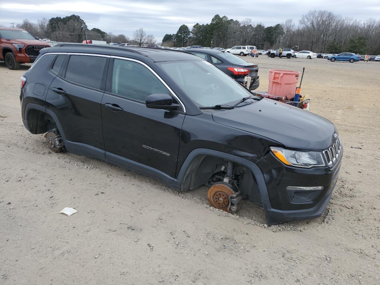 2018 JEEP COMPASS LA - Фото 4