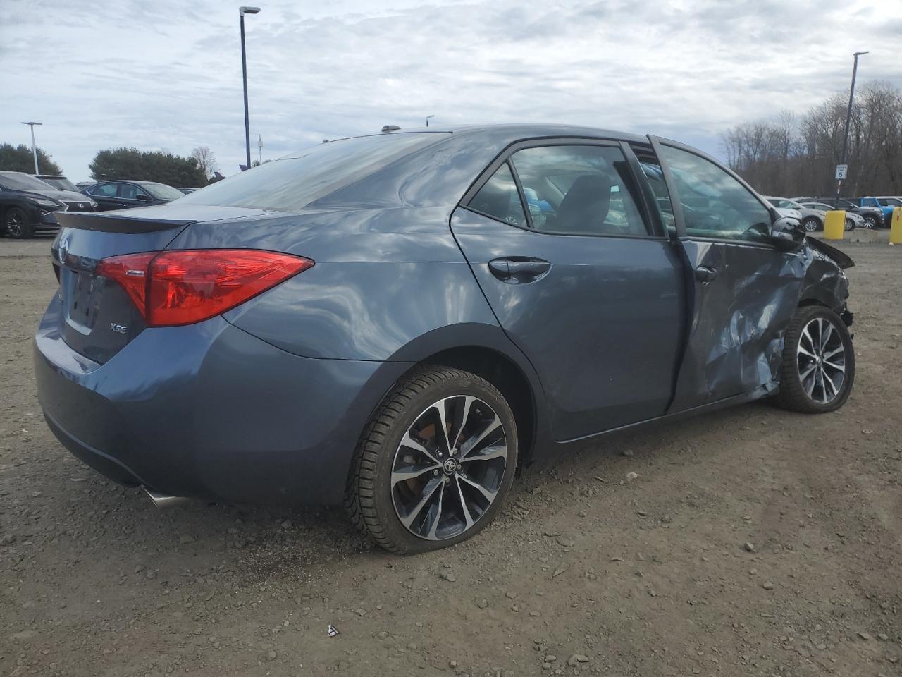 2018 TOYOTA COROLLA L - Image 3