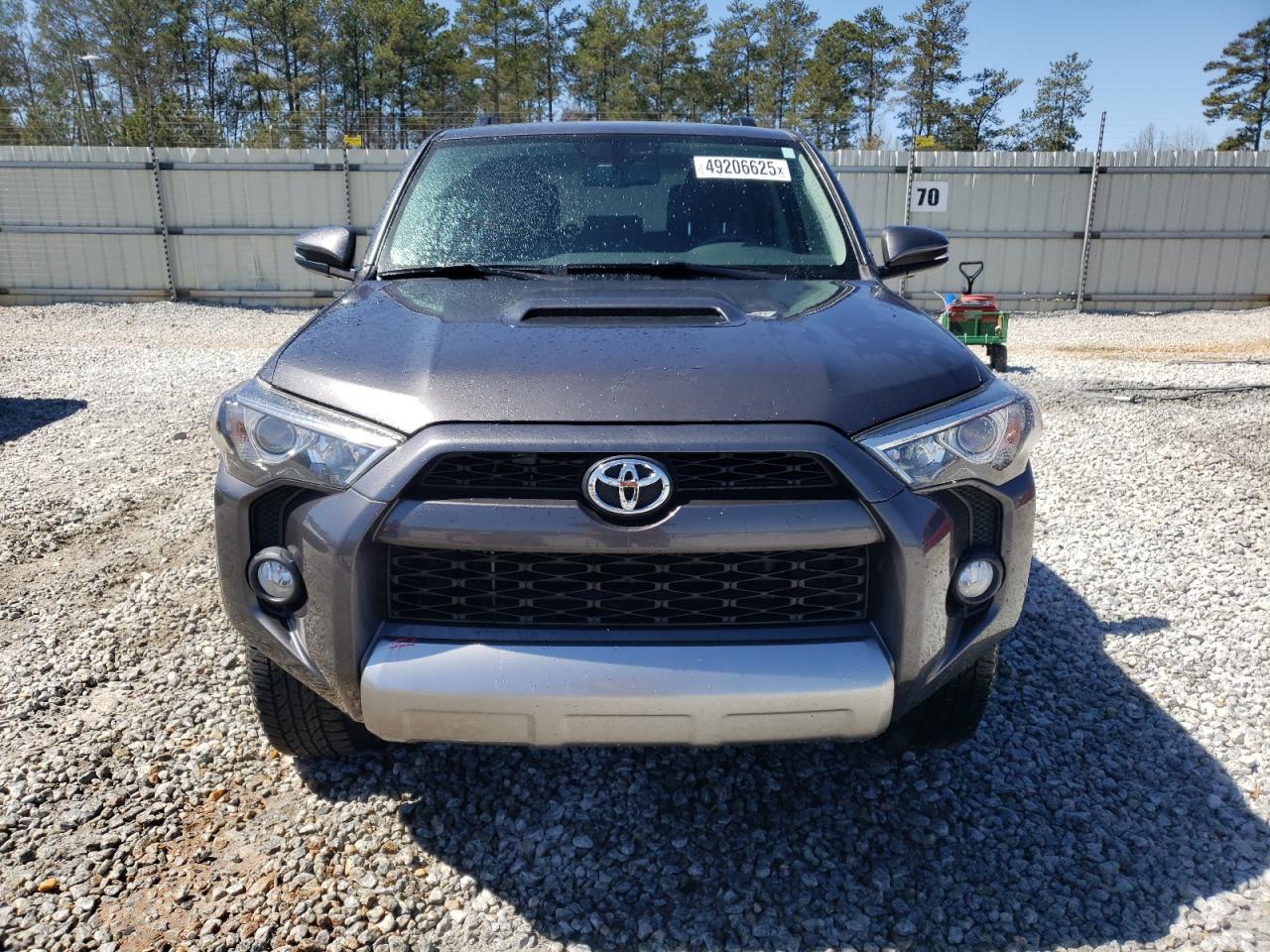 2019 TOYOTA 4RUNNER SR - Фото 5