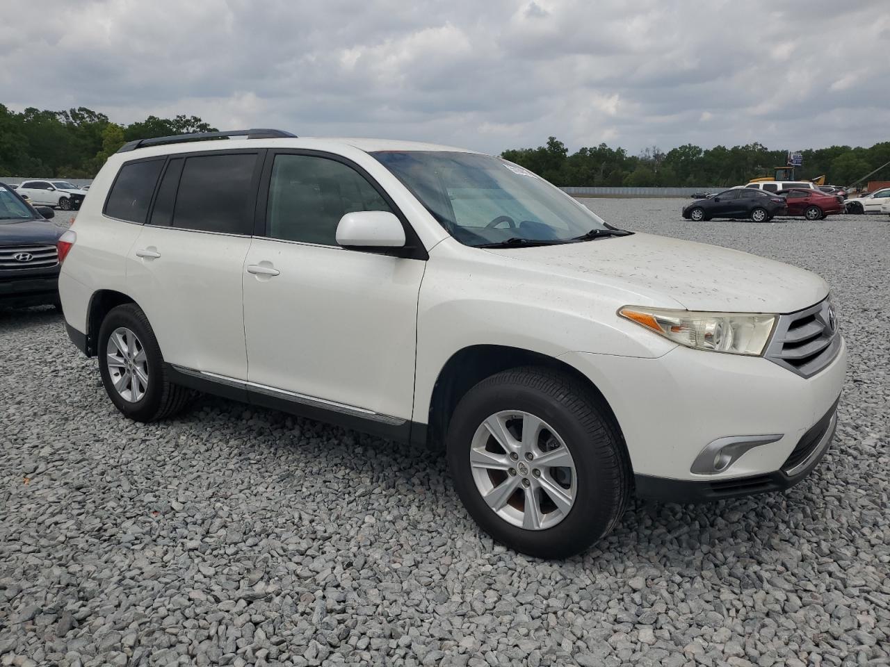 2011 TOYOTA HIGHLANDER - Image 4