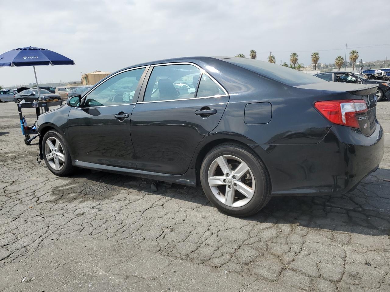 2013 TOYOTA CAMRY L - Image 2