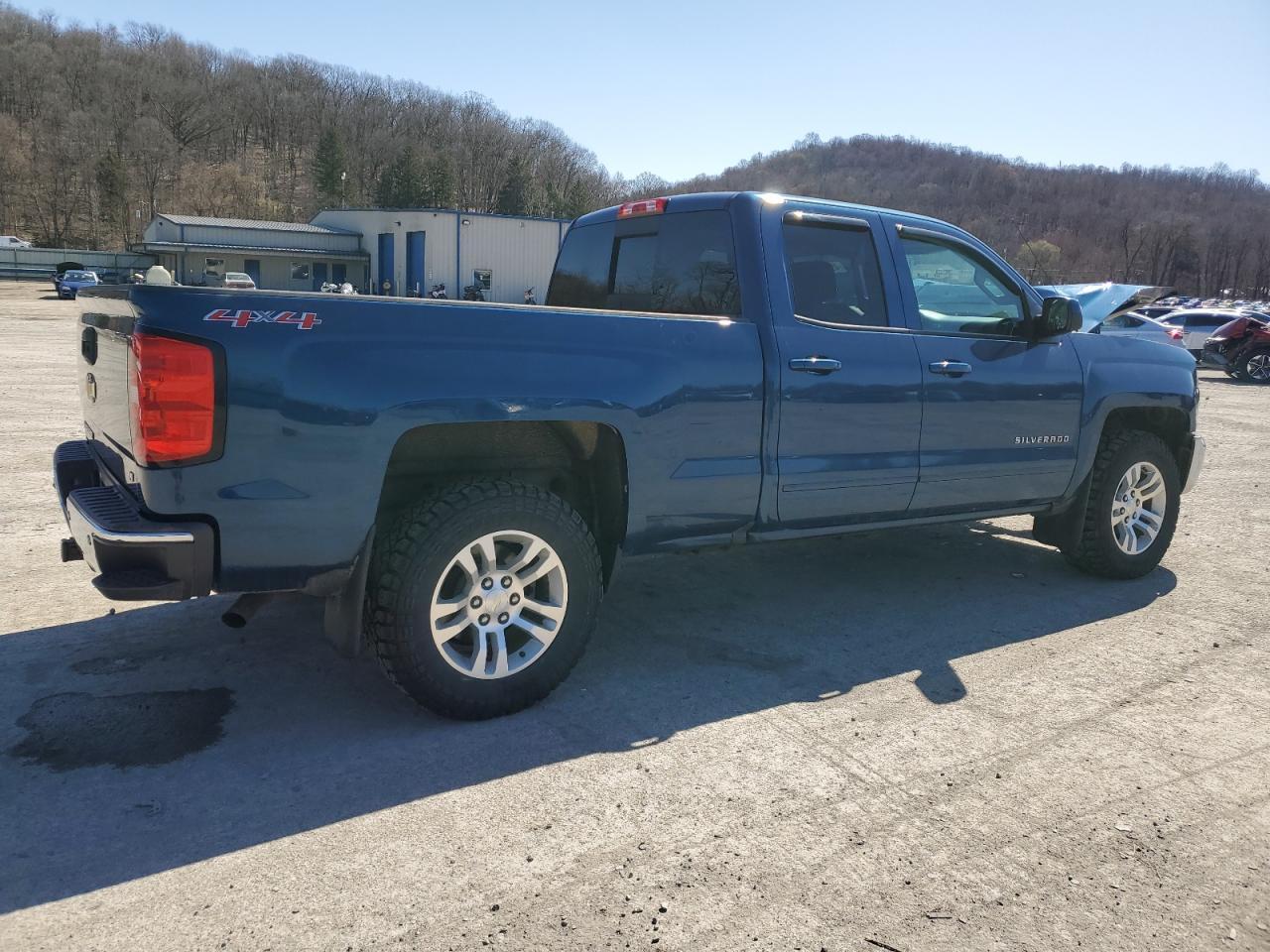2016 CHEVROLET SILVERADO - Фото 3