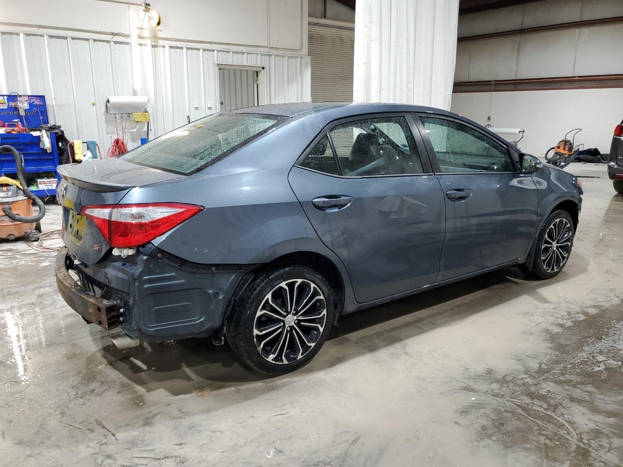 2015 TOYOTA COROLLA L - Image 3