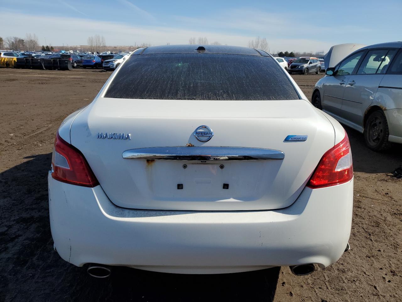 2011 NISSAN MAXIMA S - Image 6