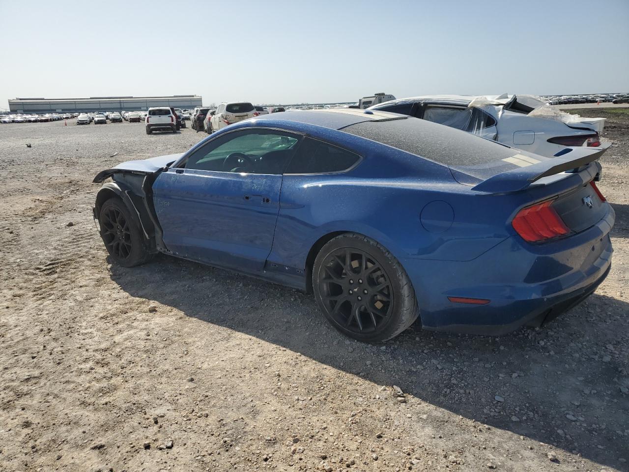 2018 FORD MUSTANG - Фото 2