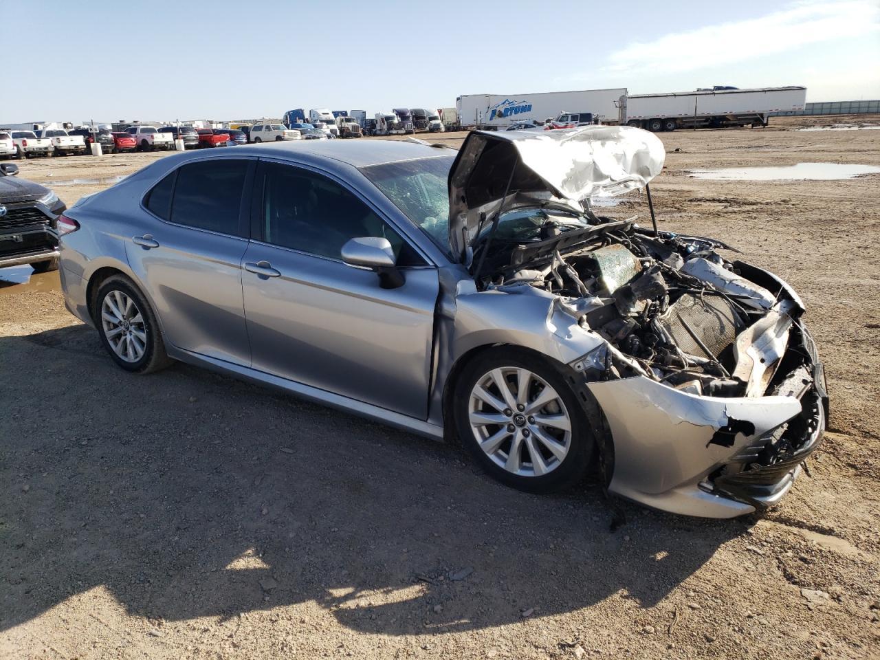 2019 TOYOTA CAMRY L - Фото 4