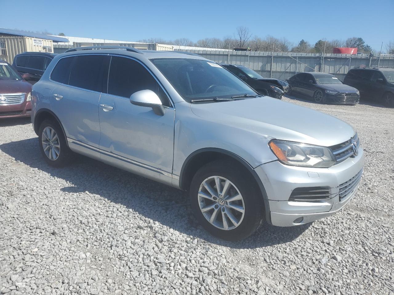 2011 VOLKSWAGEN TOUAREG V6 - Фото 4