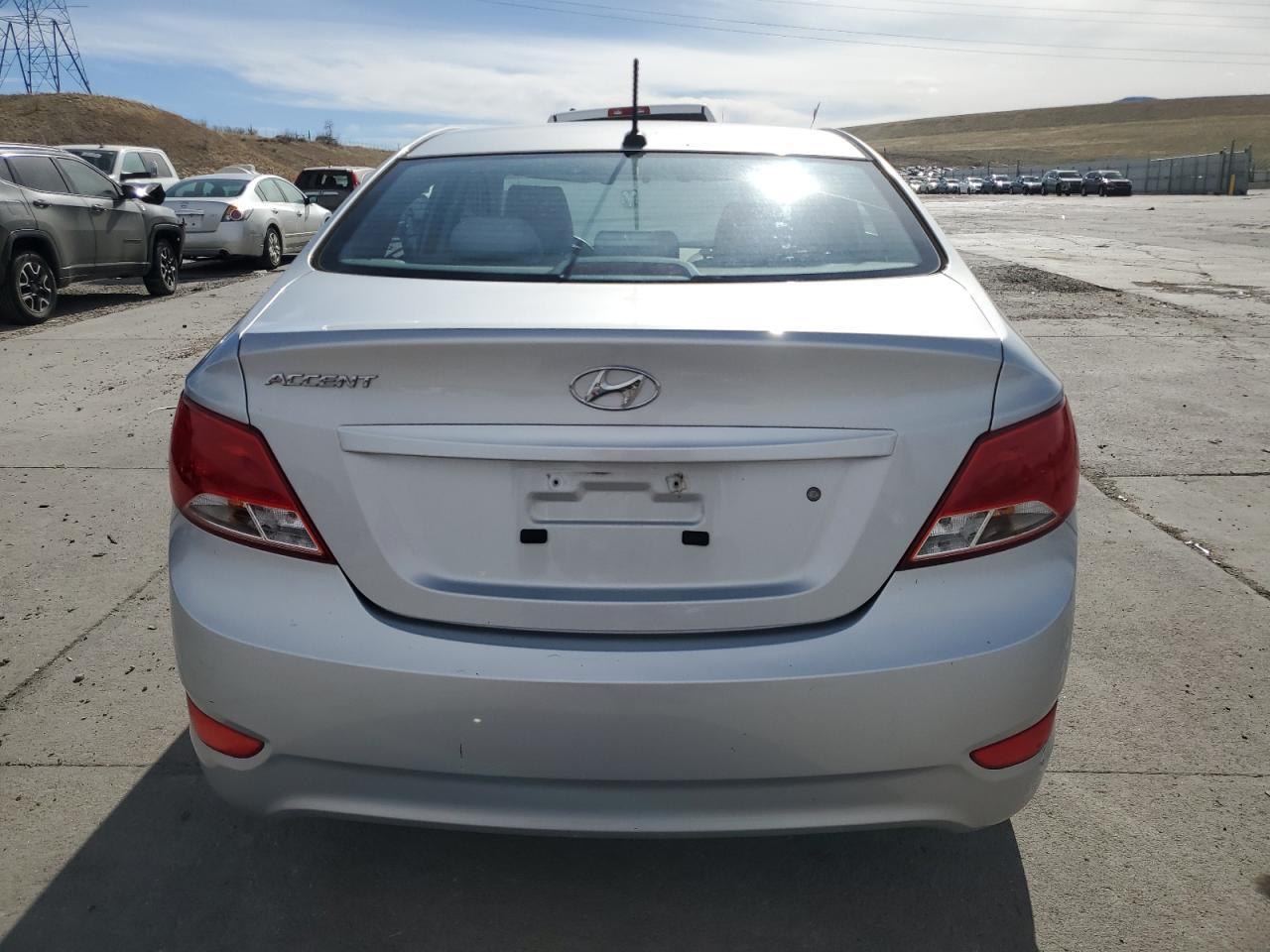2016 HYUNDAI ACCENT SE - Фото 6