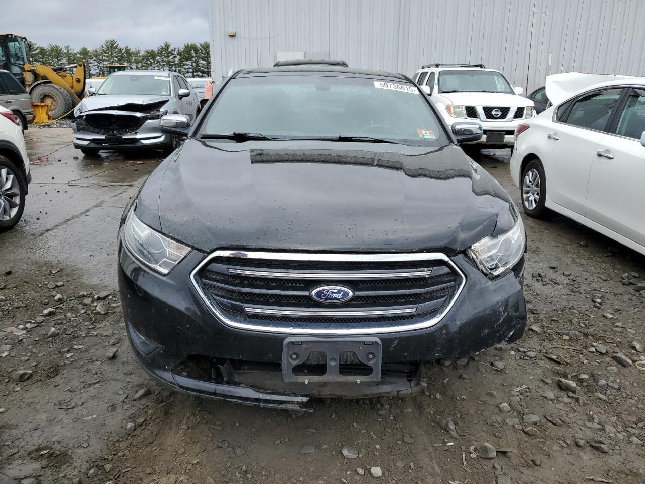 2013 FORD TAURUS LIM - Image 5