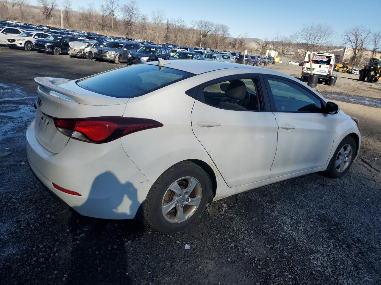 2014 HYUNDAI ELANTRA SE - Image 3