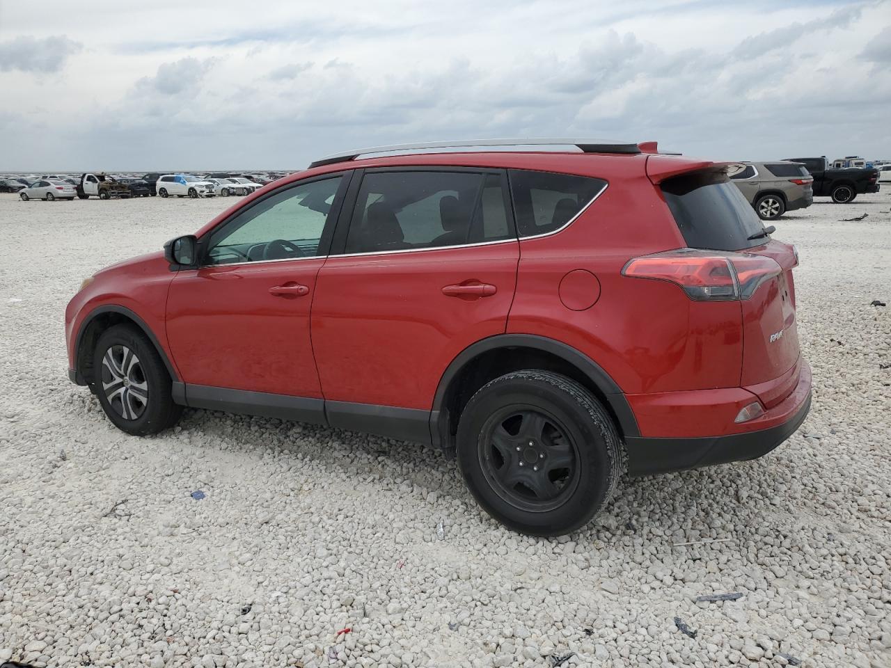 2017 TOYOTA RAV4 LE - Image 2