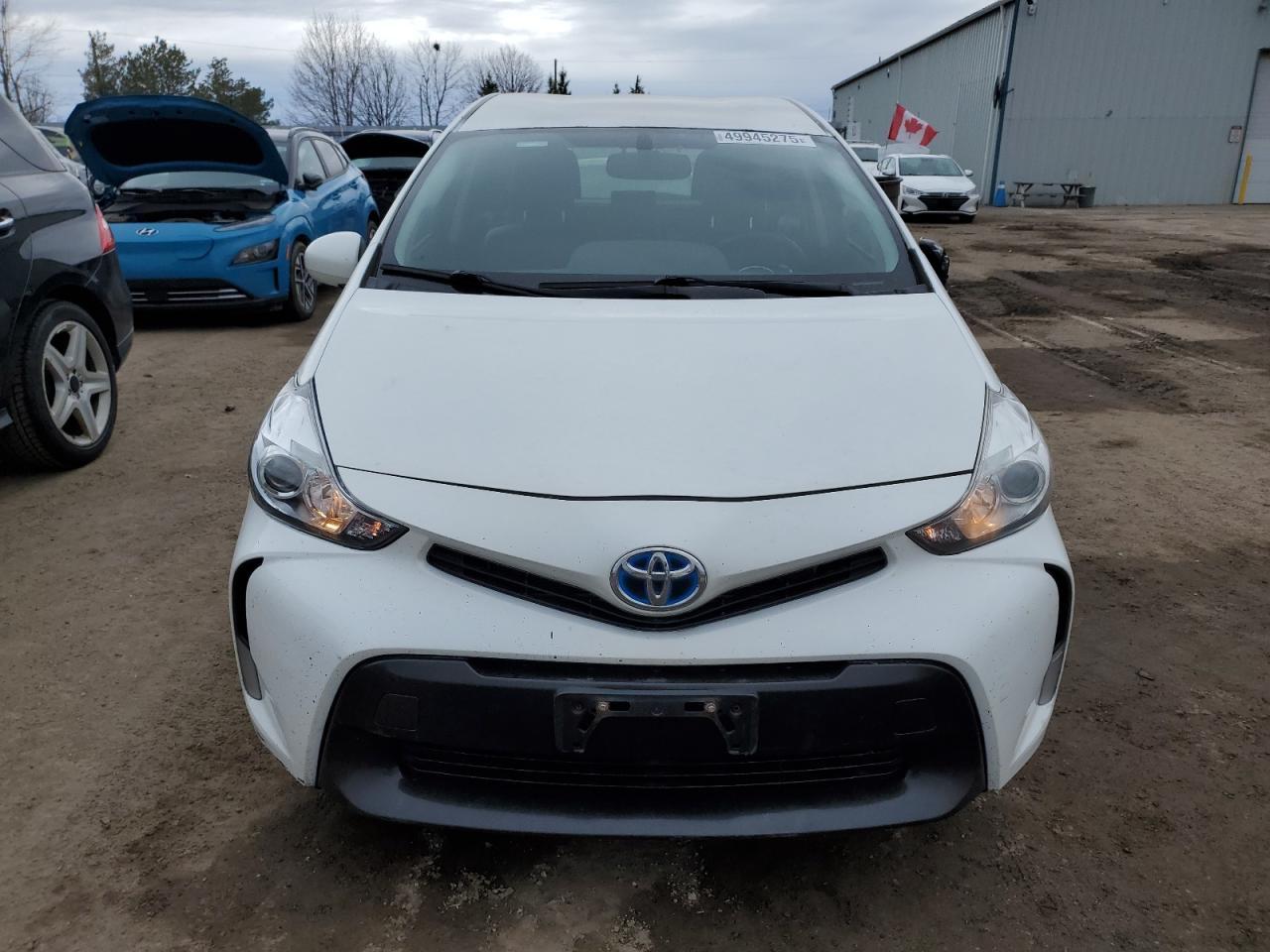 2015 TOYOTA PRIUS V - Фото 5