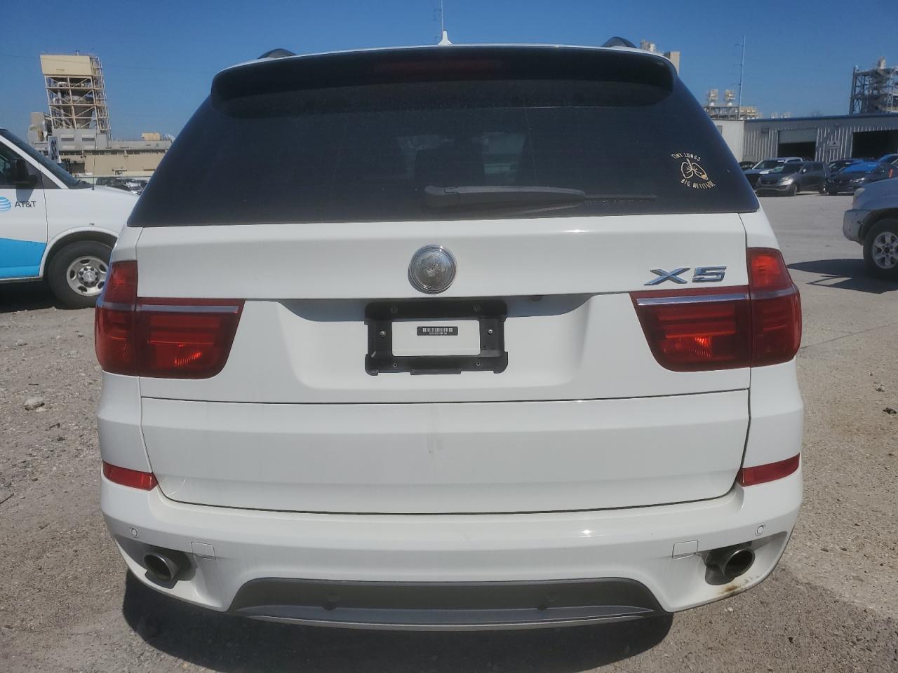 2013 BMW X5 XDRIVE3 - Image 6