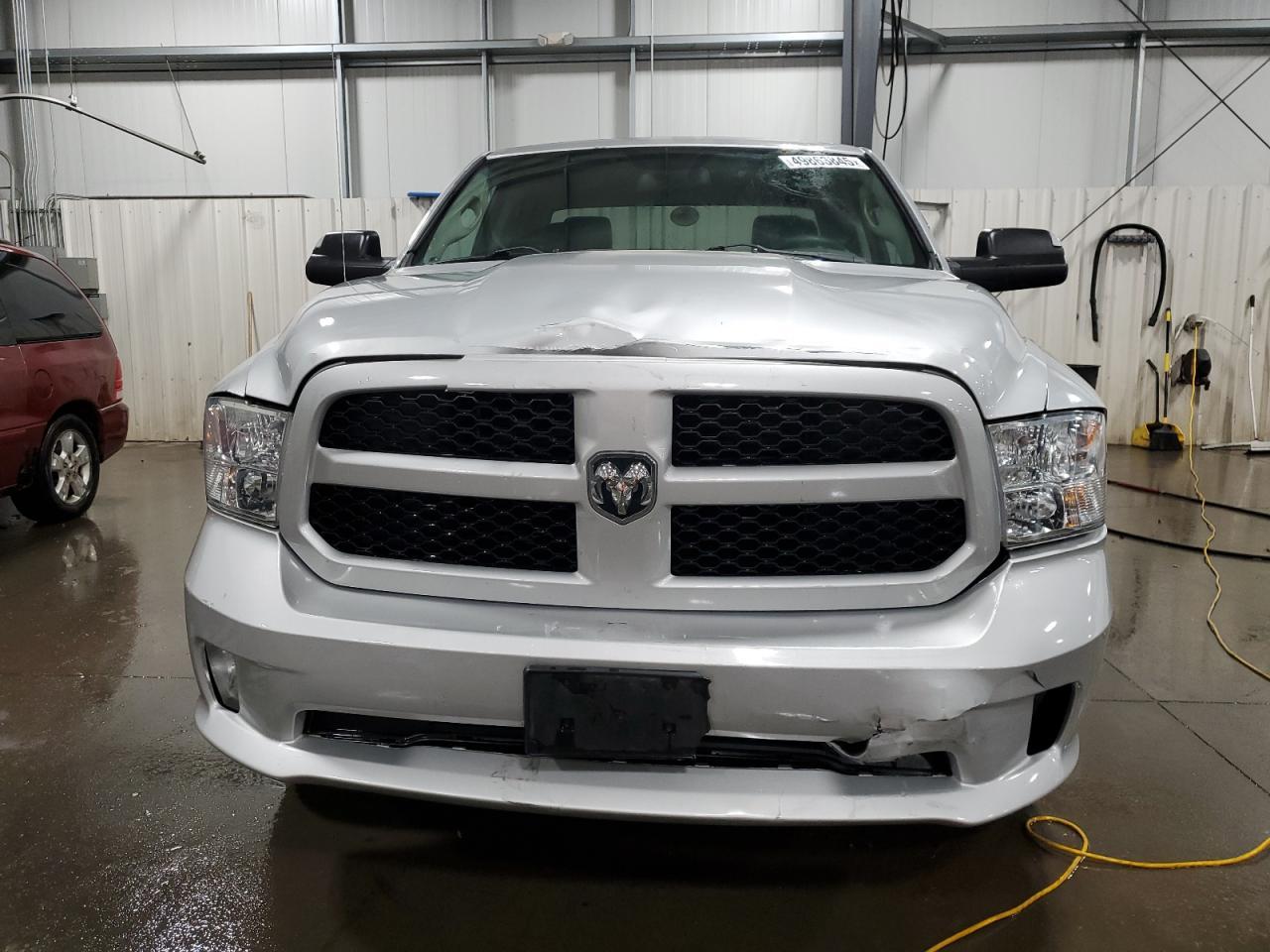 2015 RAM 1500 ST - Фото 5