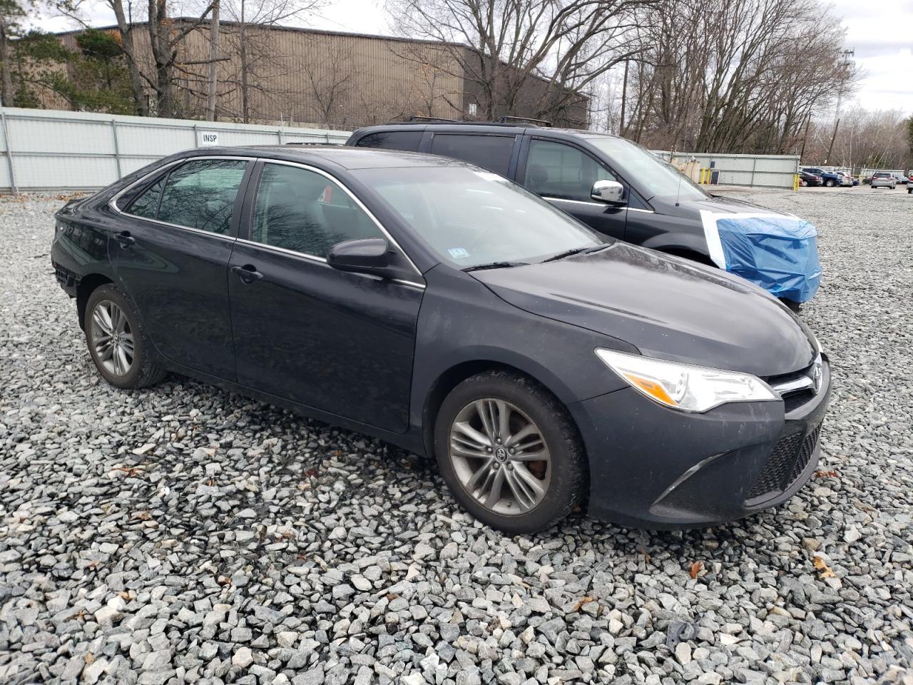 2015 TOYOTA CAMRY LE - Фото 4