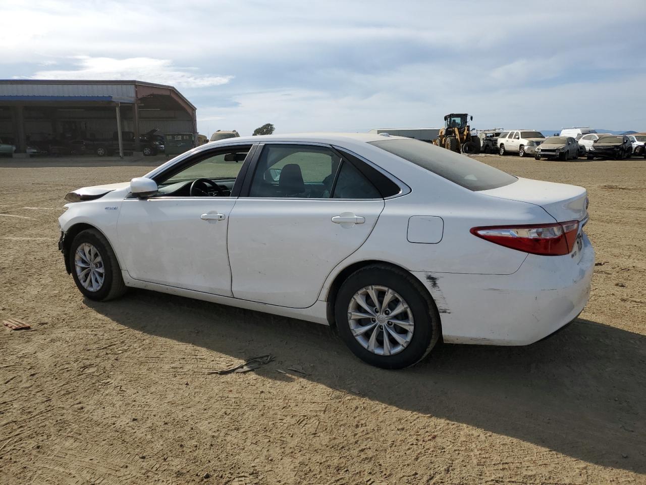 2016 TOYOTA CAMRY HYBR - Фото 2